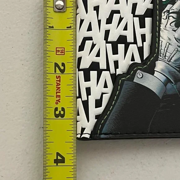 Batman Joker Pleather Wallet Bruce Wayne Penguin Jim Gordon Cat Woman DC Comic - Picture 8 of 8